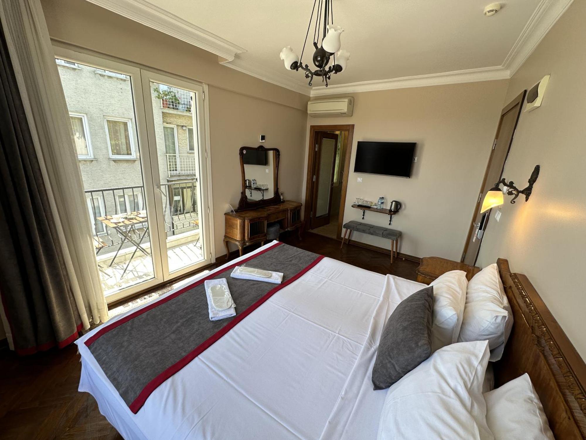 Queen Seagull Boutique Hotel Istanbul Exterior photo